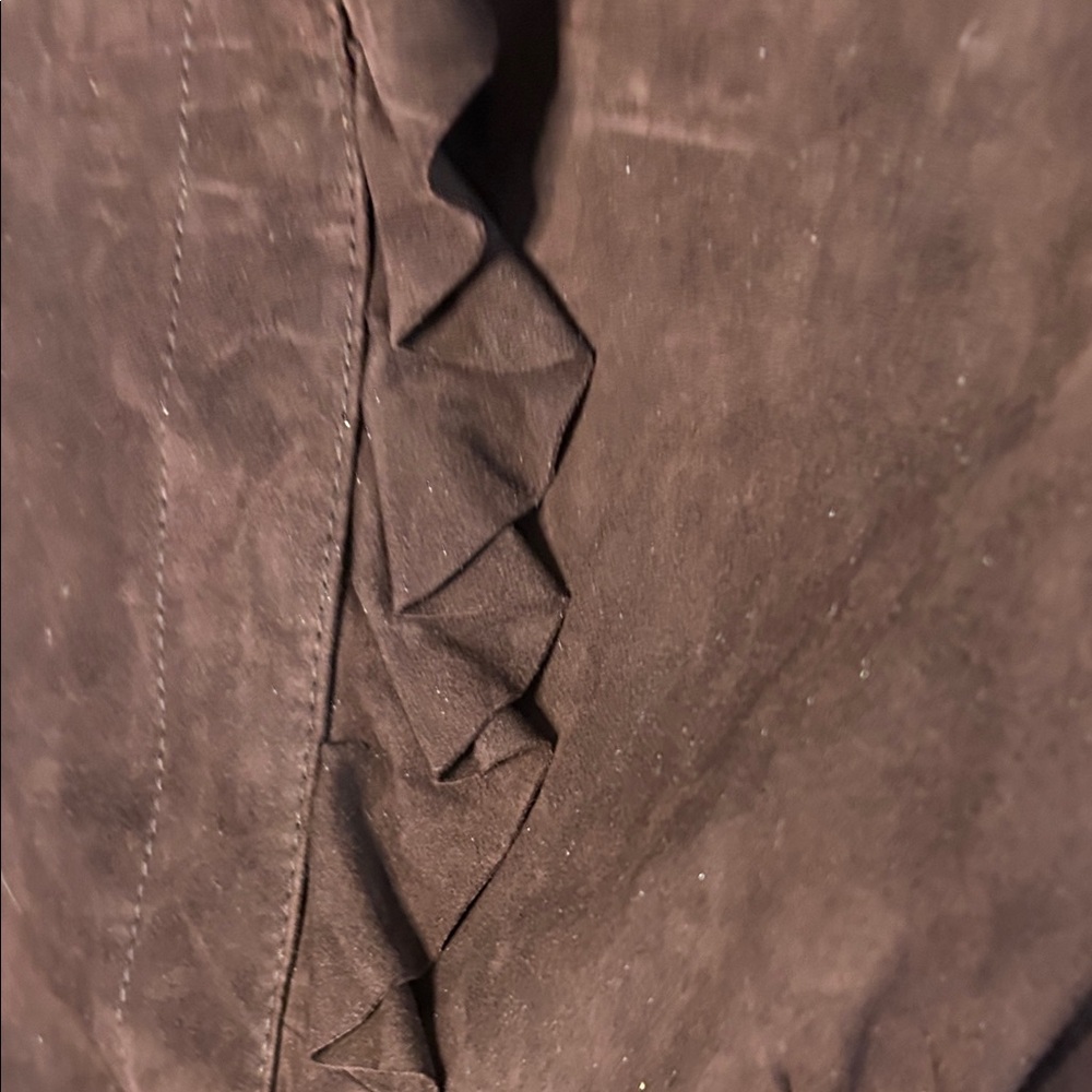 Elegant Brown Ruffle Blazer - Picture 4 of 9